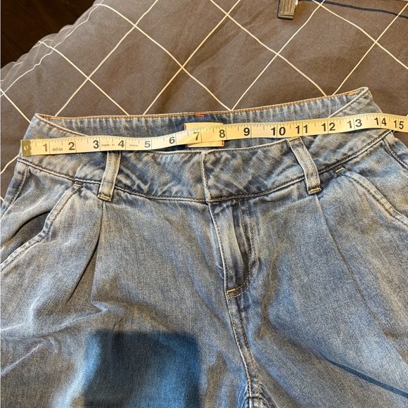 Alice + Olivia Wide-Leg Blue Jeans - Picture 10 of 12